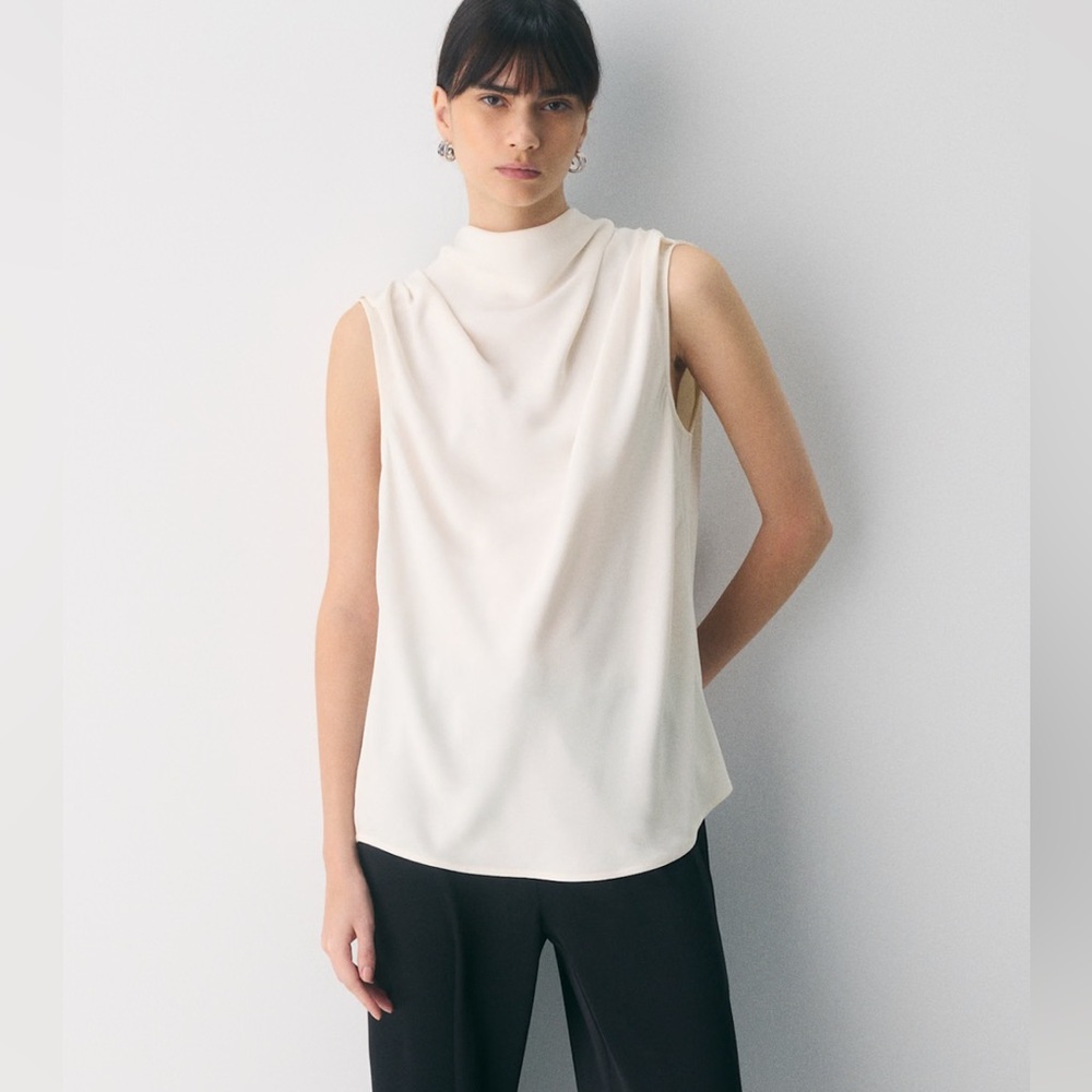 BNWT Babaton Cream Sleeveless Mock Neck Blouse